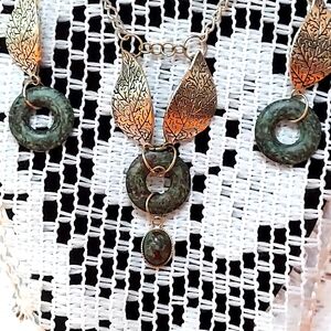 Silvertone Necklace & Earring Set